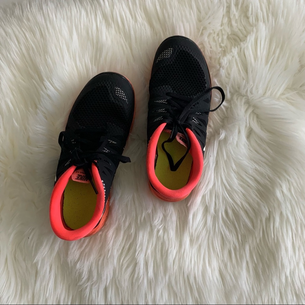 Children’s Nike Free 5.0 Tennis Shoes